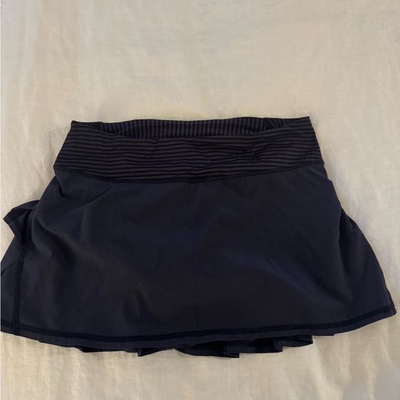 Lululemon Ruffle Skort - Picture 2 of 4